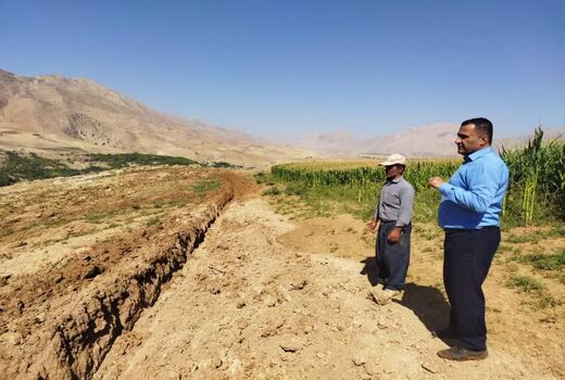 آغاز عملیات اجرایی تجهیز اراضی کشاورزی روستای رستم آباد به سیستم های نوین آبیاری