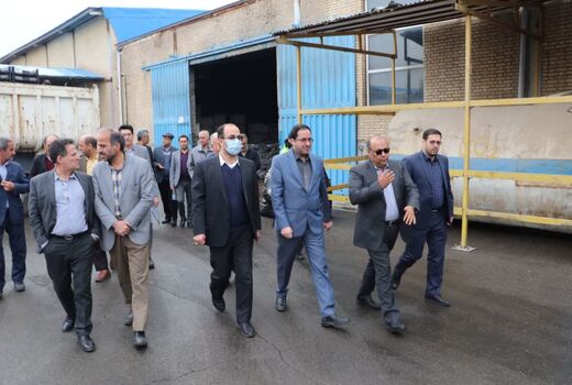 بازدید بازرس کل استان قزوین از بزرگترین واحد تولید کمپوست قارچ کشور