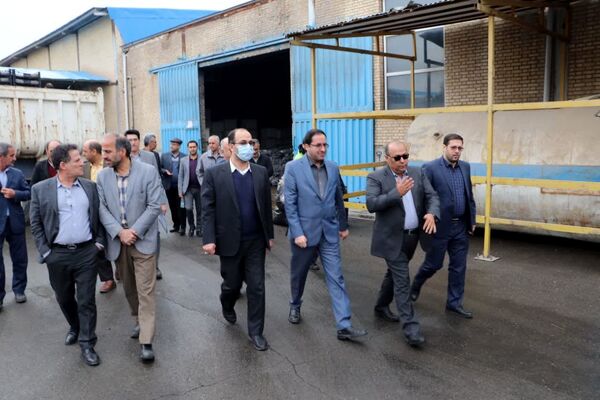 بازدید بازرس کل استان قزوین از بزرگترین واحد تولید کمپوست قارچ کشور