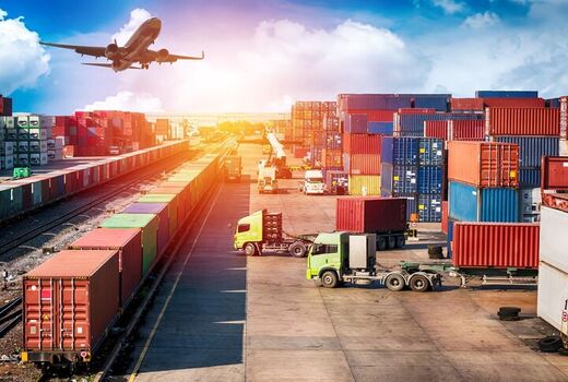 ثبت بیش از ۶۲ میلیون تُن حجم عملیات بازرگانی کالاهای اساسی در سال ۱۴۰۱
