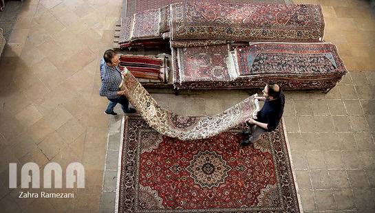 بازار فرش فروشی‌ها 