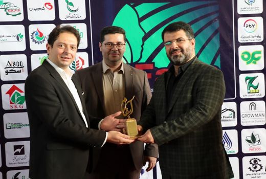 بازدید رئیس مرکز روابط عمومی و اطلاع رسانی وزارت جهاد کشاورزی از نمایشگاه آیفارم