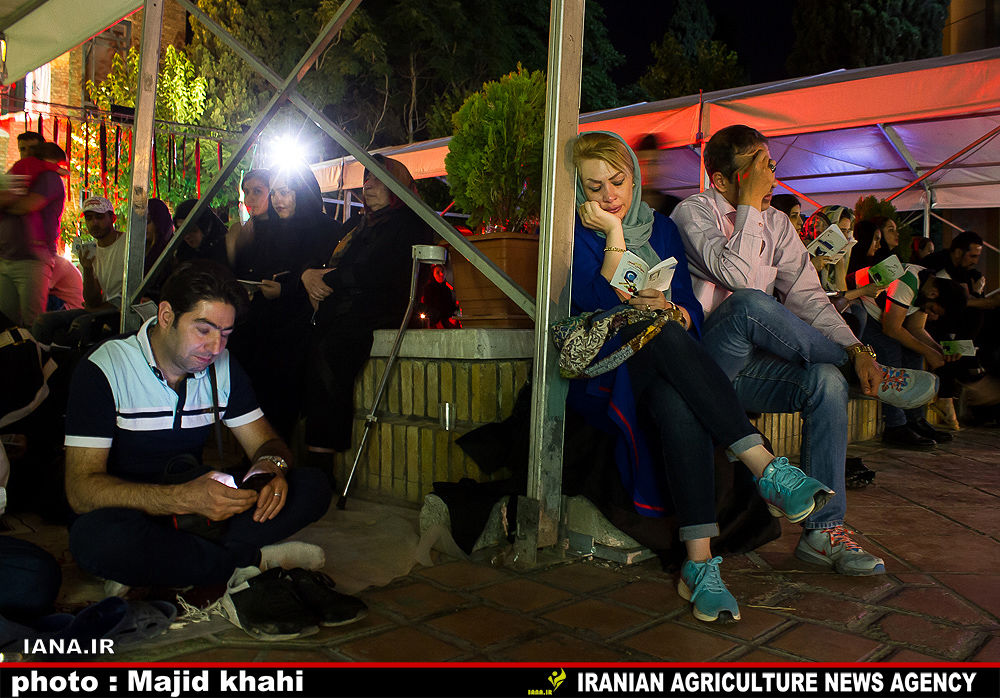 شب بیست و سوم ماه مبارک رمضان درپارک هنرمندان