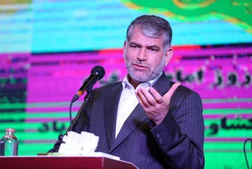 عملکرد مثبت بانک کشاورزی، عامل موفقیت طرح مردمی سازی یارانه‌هاست