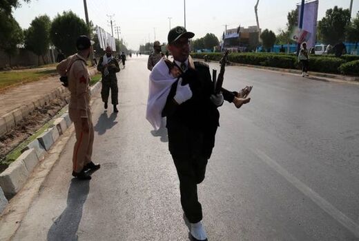 آمار مجروحان حادثه امروز در اهواز به 60 نفر رسید
