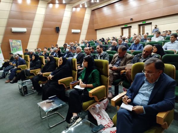 پژوهش در خاک، باروری در باغ؛ گذر از سنت به فناوری