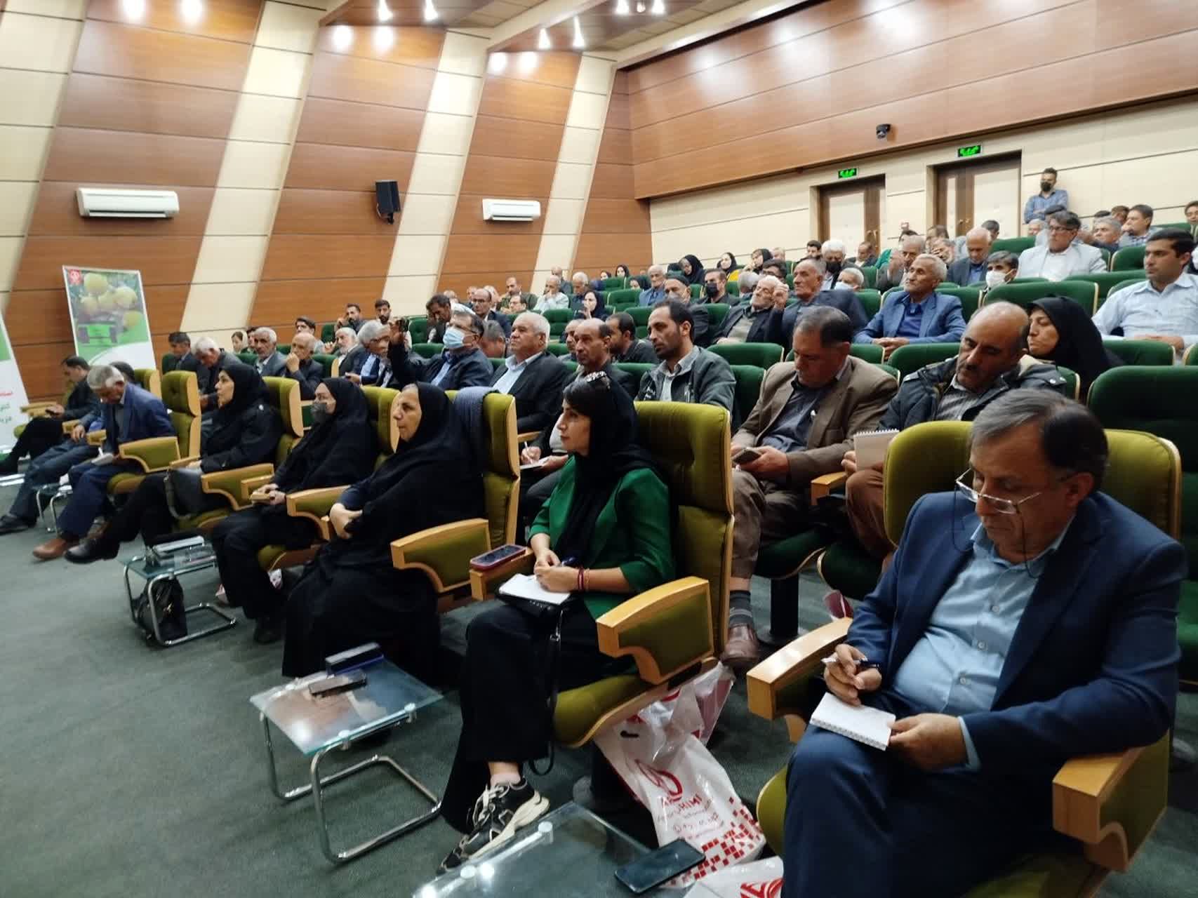 پژوهش در خاک، باروری در باغ؛ گذر از سنت به فناوری