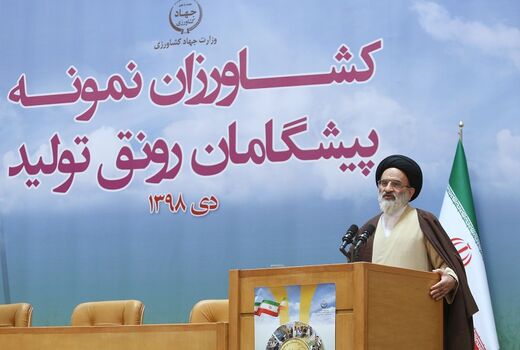 نهضت علمی در حوزه کشاورزی باید ایجاد شود