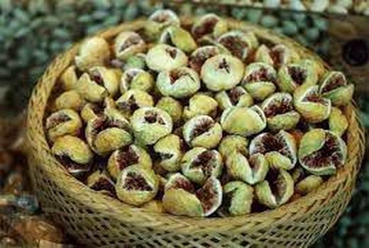 4 هزار تن انجیر در شهرستان نی‌ریز‬ تولید شد