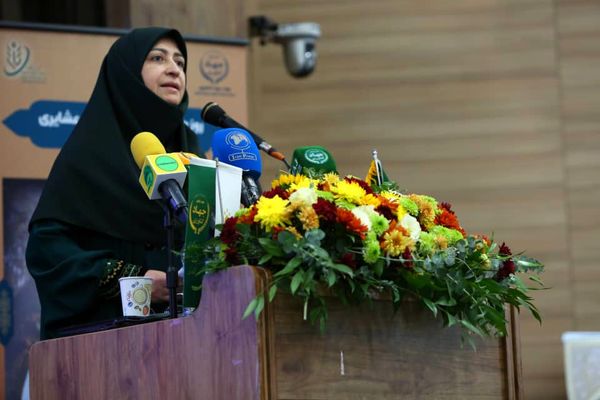 زنان روستایی ۷۰ درصد بار تولید و فرآوری غذا را به دوش می‌کشند