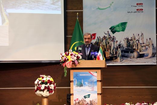 جنگ ما امروز درمیدان پیشرفت است؛ از حواشی بپرهیزیم