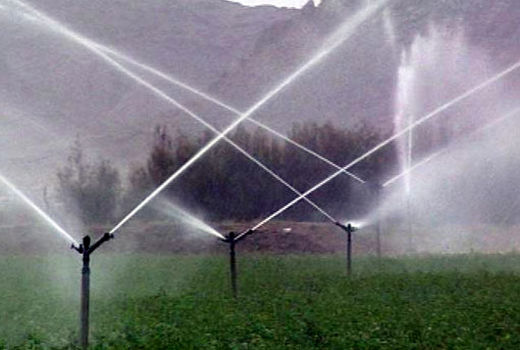 روند اجرای سیستم های نوین آبیاری در سطح شهرستان سراب  سرعت بیشتری خواهد گرفت