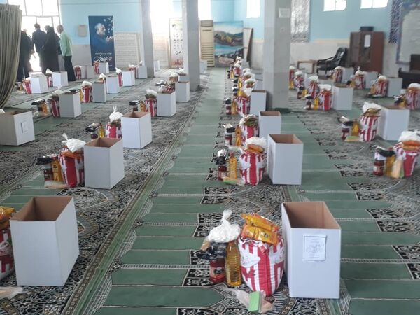 کمک مومنانه کارکنان جهاد کشاورزی جنوب کرمان در ماه مبارک رمضان