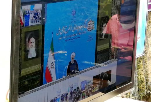 آغاز بهره‌برداری از  4 هزار و ۴۰ هکتار باغات طرح توسعه باغات در اراضی شیبدار و کم بازده لرستان 