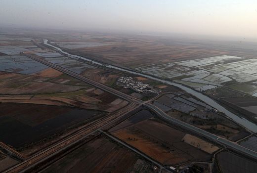 بازدید هوایی معاون اول رئیس جمهور از طرح ۵۵۰ هزار هکتاری 