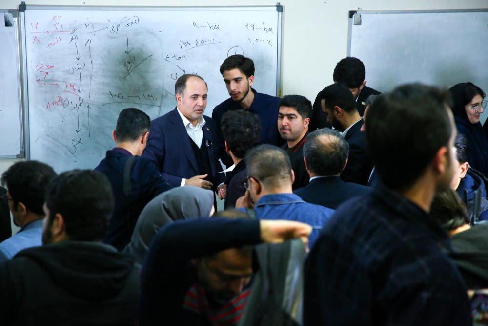  دیدار وزیر جهاد کشاورزی با دانشجویان دانشگاه شهید بهشتی 