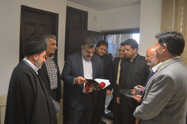 پیگیر جذب منابع مالی برای کشاورزان هستیم