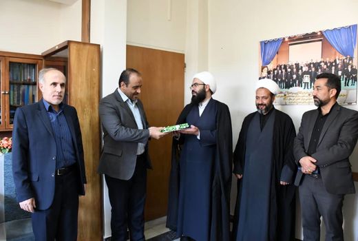 نقش بی بدیل خبرنگاران در انعکاس حقایق و آگاهی دادن به مردم و به‌ ویژه بهره‌برداران و کشاورزان