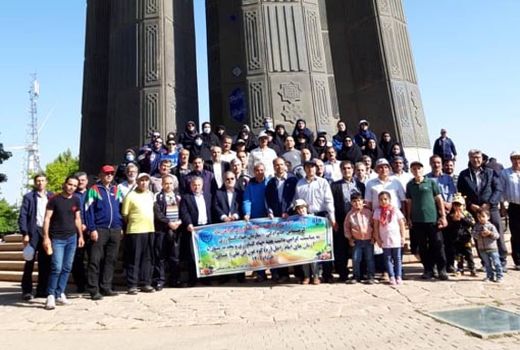 برنامه کوهپیمایی خانوادگی کارکنان جهادکشاورزی آذربایجان شرقی برگزار شد 