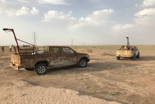 مبارزه باملخ صحرایی در130 هکتارازمراتع جنوب سیستان وبلوچستان انجام شد