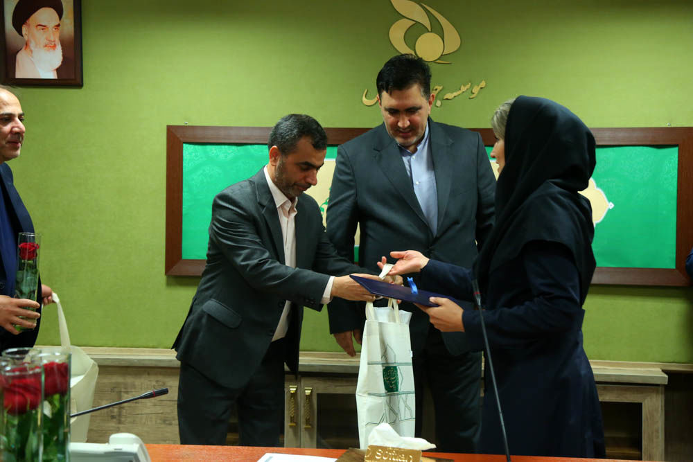 مراسم گرامیداشت روز زن در موسسه جهاد استقلال  