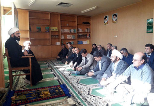 مرکز تحقیقات و آموزش کشاورزی یک مجموعه فکری و علمی است