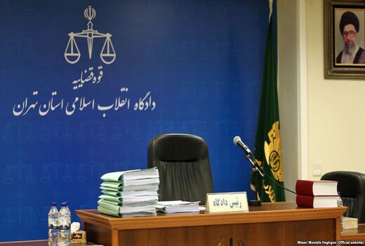 اولین جلسه دادگاه سه تن از اخلال‌گران اقتصادی 
