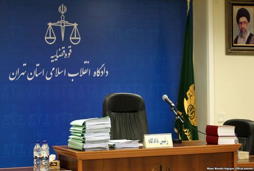 اولین جلسه دادگاه سه تن از اخلال‌گران اقتصادی 
