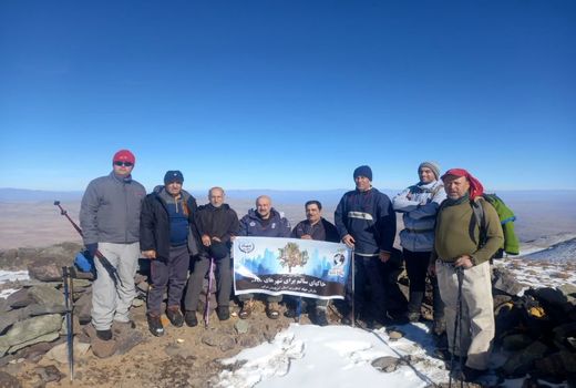 صعود کوهنوردان جهاد کشاورزی آذربایجان شرقی به قله یای‌قار در گرامیداشت روز جهانی خاک