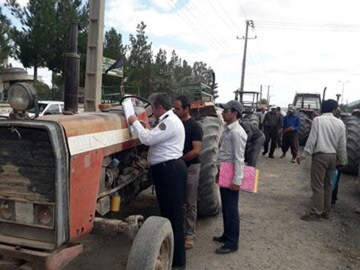 پلاک گذاری ۲۸۰ دستگاه تراکتور از ابتدای سال جاری در شهرستان مراغه