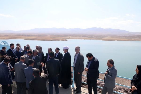 بازدید معاون آب و خاک وزارت جهاد کشاورزی از سد مخزنی نهب در تاکستان
