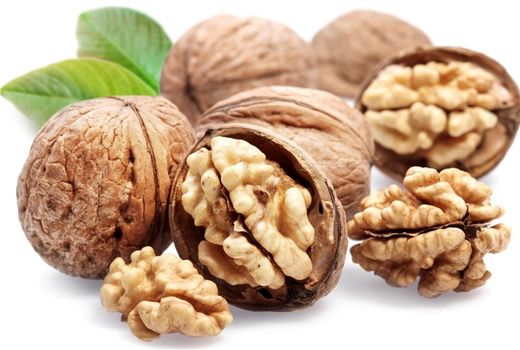 صادرات ۹.۴ میلیون دلاری بادام در سال جاری