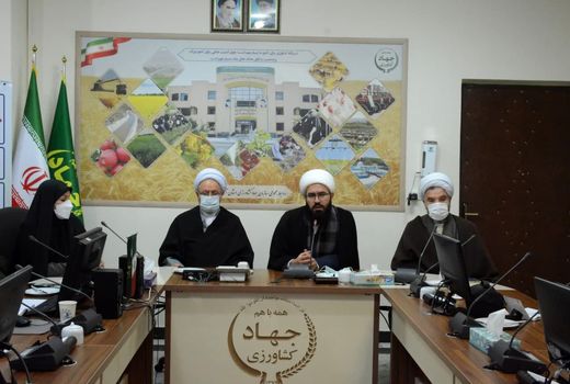 انتخاب ۱۲ نفر از افراد برتر و پیشرو برنامه‌های کمیته روستایی و عشایری استان آذربایجان شرقی 