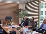 تأمین کمبود گوشت قرمز با گوشت ران بوقلمون/ پرهیز از مشکلات صنعت مرغ برای بوقلمون/ خودکفایی در تولید جوجه بوقلمون تا سال آینده/ توسعه تولید به شرط ایجاد زنجیره