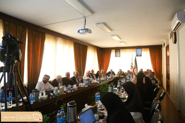 نشست آسیب‌شناسی نظام حکمرانی گیاهان دارویی