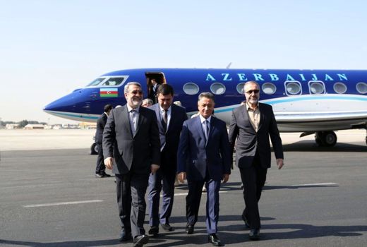 ورود وزیر کشور به آذربایجان برای تفاهم امنیتی در مرزها 