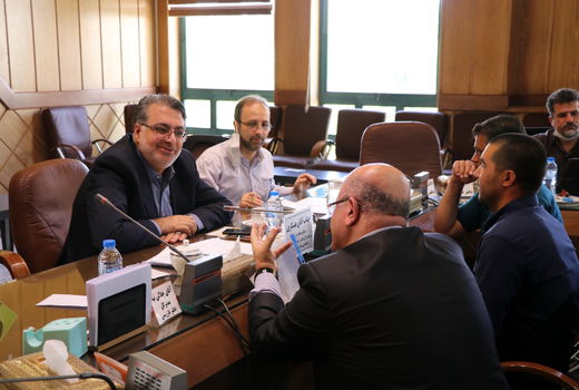 پیگیری ویژه مشکلات فعالان بخش کشاورزی استان اصفهان