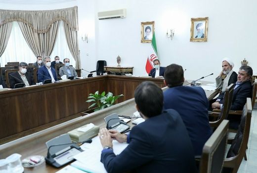 ضرورت تخصیص ارز و ترخیص سریع‌تر کالا‌های اساسی