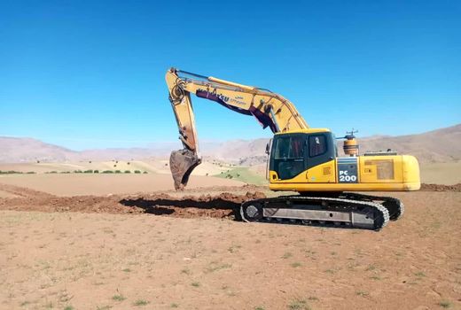 آغاز عملیات اجرایی شبکه آبیاری طرح عمومی روستای ده کهنه روگر