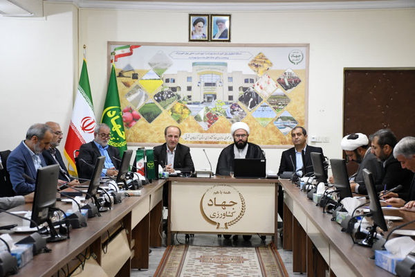 ما هرگز آغازگر جنگ نبودهایم / قدرت موشکی ایران قابل مذاکره نیست