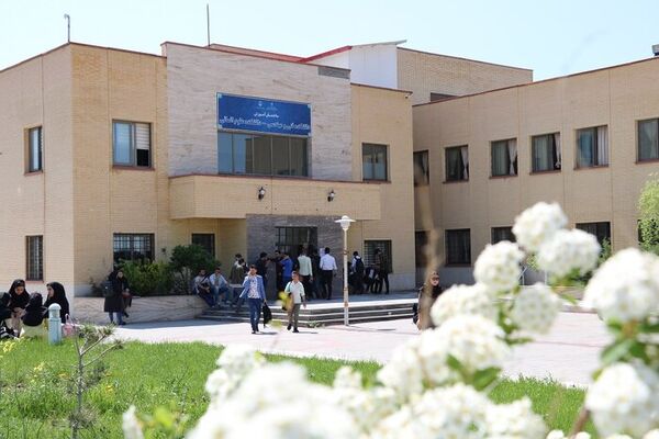 راه‌اندازی مرکز خدمات کشاورزی دانشگاه مراغه 