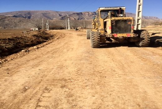 اتمام بهسازی 2 جاده بین مزارع در مرودشت