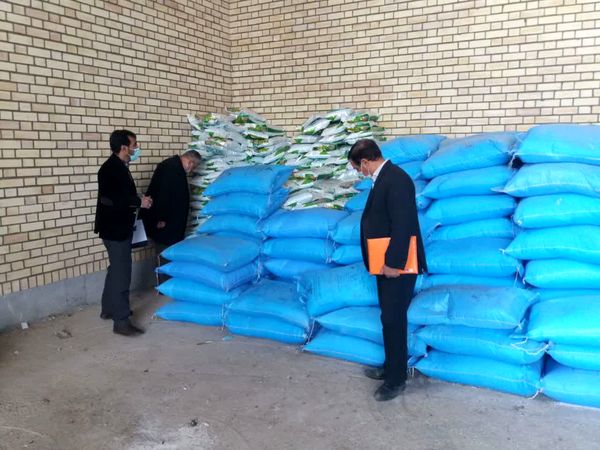 بازدید کمیته نظارت و بازرسی از کارگزاریها و مراکز عرضه کود در شهرستان بن