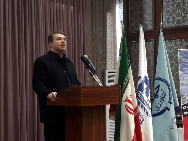 ضرورت تکمیل زنجیره ارزش و تولید آبزیان در آذربایجان غربی 