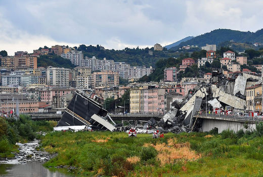 فروریختن پل در ایتالیا‎ 
