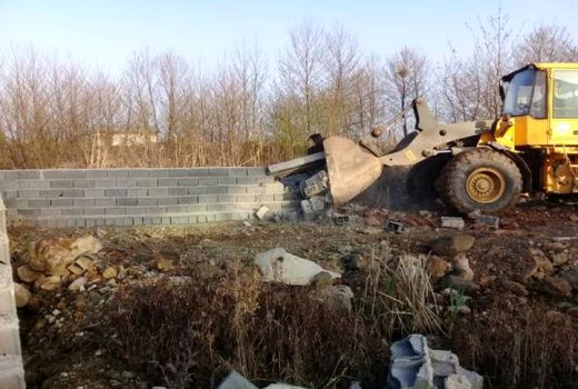 یک هکتار زمین کشاورزی چالوس به چرخه تولید بازگشت  