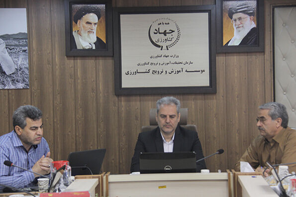 انتقال کامل دانش تحقیقاتی به حوضه دریاچه ارومیه ضروری است