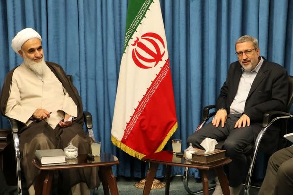 ائمه جمعه می‌توانند در تبیین مسائل کشاورزی به جهاد کشاورزی کمک کنند