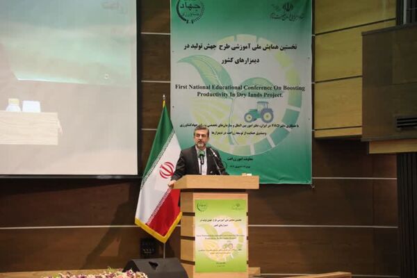 کاهش ضریب وابستگی کنجاله سویا و دانه‌های روغنی در دستور کار وزارت جهاد کشاورزی