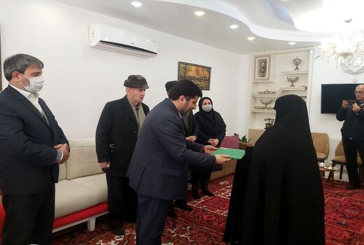 دیدار رئیس سازمان جهادکشاورزی استان آذربایجان شرقی با خانواده جهادگرشهید حسین متذکر در مراغه